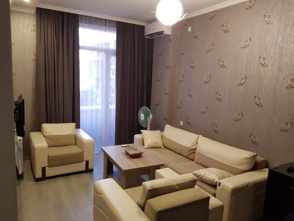 Apt Khimshiashvili 11 Appartement Batoemi Buitenkant foto